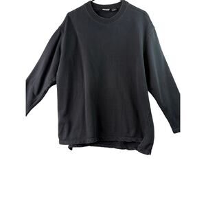 DKNY Black Crewneck Sweatshirt – Minimalist Classic – Size M